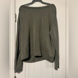 Green long sleeve blouse